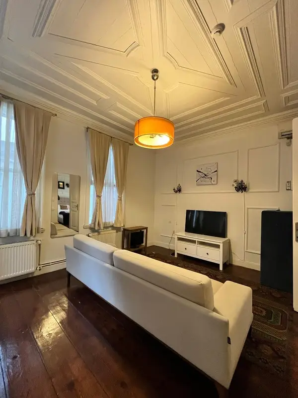 Adile Hanım Konağı 4 numaralı odanın salon bölümü